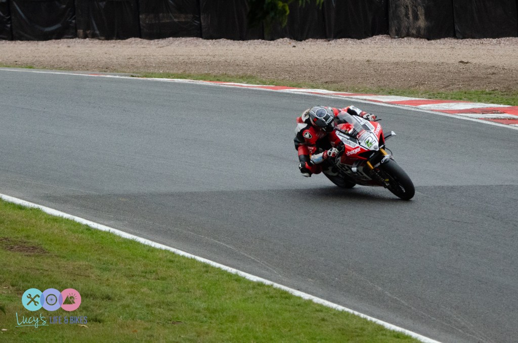 Glenn Irwinat the Bennet's British Superbikes Round 9 at Oulton Park
